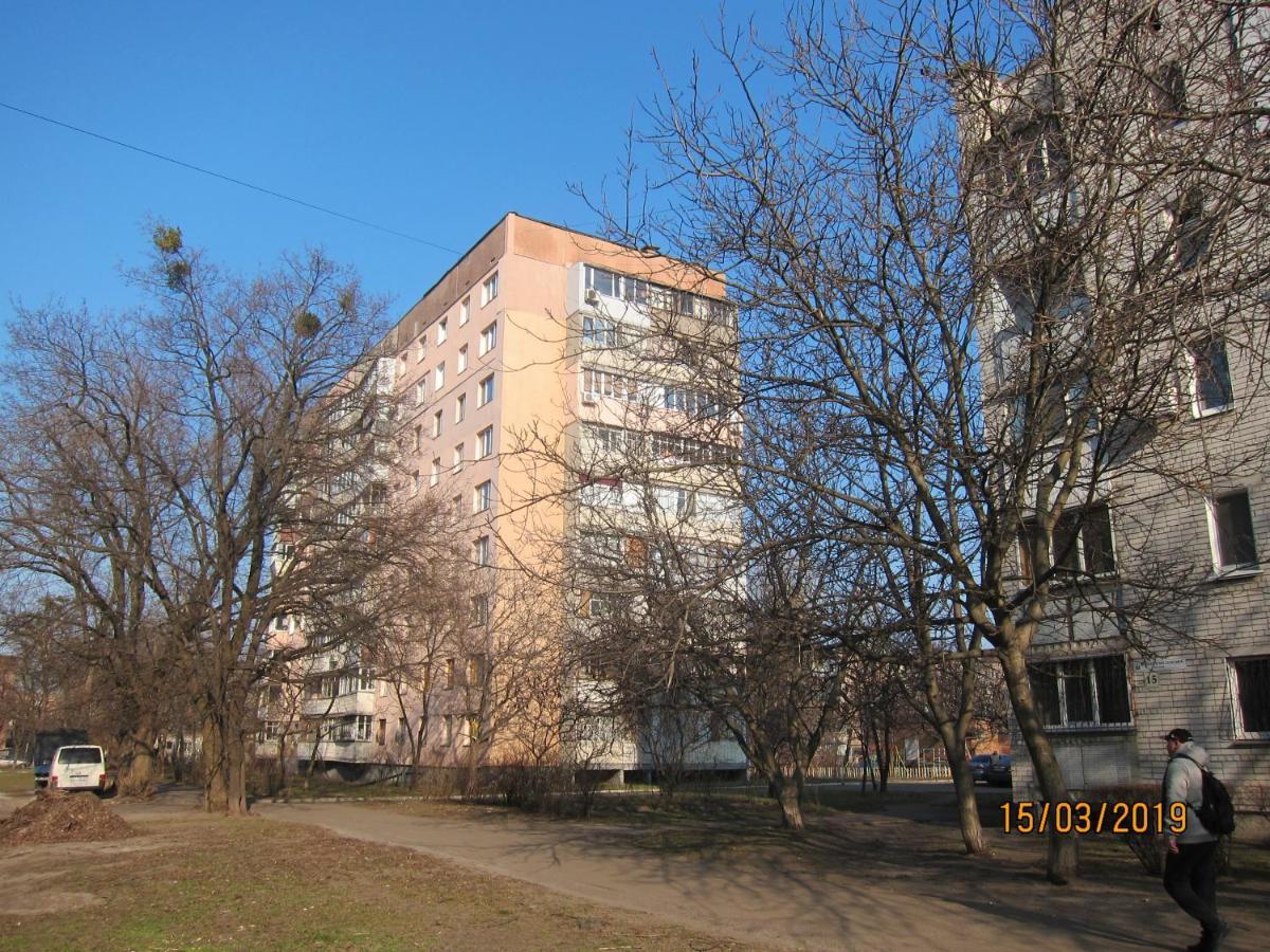 Комфортная 2-Комнатная Новопречистенская 1, Три Раздельных Двуспальных Места แชร์กาซี ภายนอก รูปภาพ